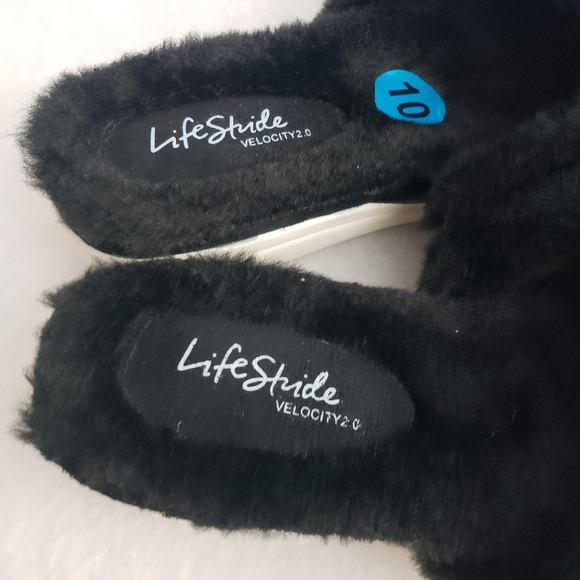 LifeStride Plushslipper Slide Slippers - Picture 4 of 10